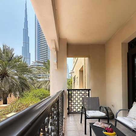 Apartament Trophy 2Br Aladdin Estate W Burj Khalifa View Dubaj Zewnętrze zdjęcie